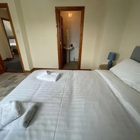 The Meadows 4 Bedroom Holiday home Buncrana