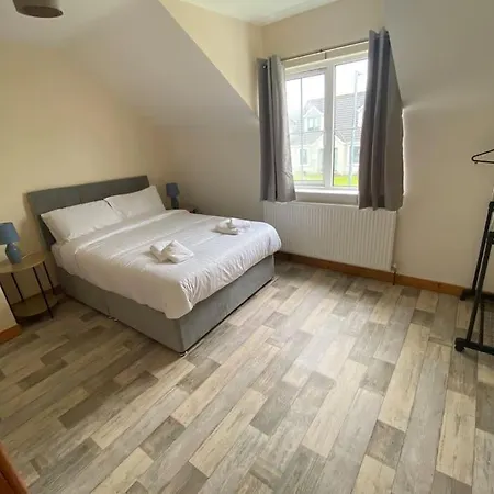 The Meadows 4 Bedroom Сasa de vacaciones Buncrana